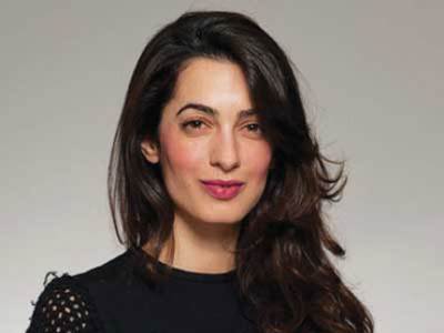 أمل علم الدين تتبرأ من مهمة غزة