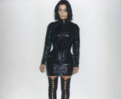 كيم كارديشيان في إطلالة صادمة وتنتظر إعتذار رسمي من بيونسيه