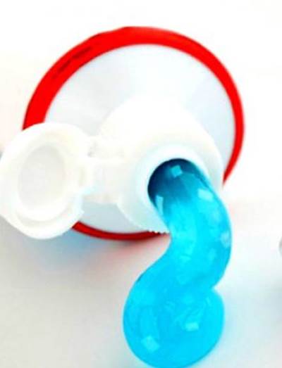 أحذر معجون الأسنان يسبّب السرطان!!