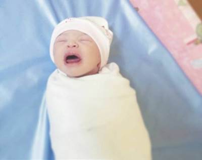 صورة تفسر سببب سعادة ديانا كرزون