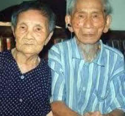 أكبر زوجين معمرين في آسيا يعيشان في فيتنام