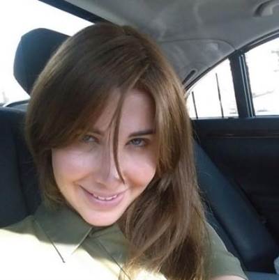 شاهد نانسي عجرم في سيارتها بدون مكياج