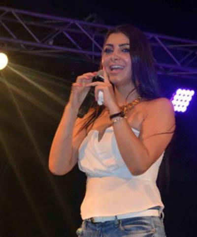 بالصور .. كلوديا حنا ومجد القاسم يشعلان حفل ستيلا دى مارى بالسخنة