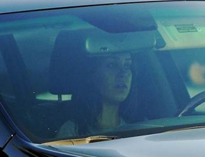 ميلا كونيس تطلّ للمرة الاولى بعد الإنجاب