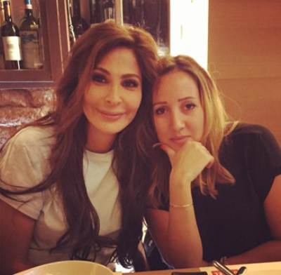 إليسا تنشر صورا لها في كرواتيا