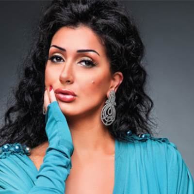 غادة عبد الرازق : "هذا هو سبب تفكيري بالاعتزال"