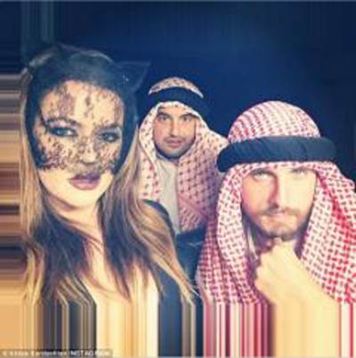 كلوي كارداشيان تهين العرب في هالويين