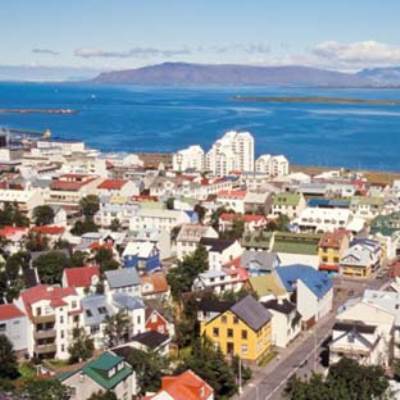  أيسلندا بلد النهار الدائم