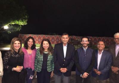 صورة أول ظهور لأحمد حلمي بعد استئصال الورم السرطاني