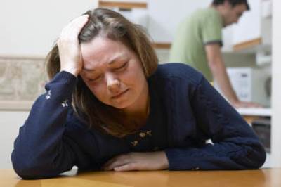 متزوجة لكنك تشعرين بوحدة .. العلاج هنا