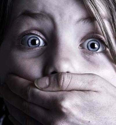 كيف تحمين ابنك من الإختطاف؟