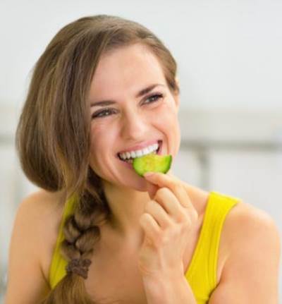  فوائد الخيار الصحية والغذائية للعروس