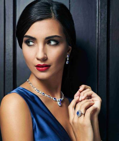 السوّاح العرب يسألون عن لميس في موقع تصوير مسلسلها