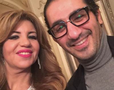 صور الظهور الأول لأحمد حلمي ومنى زكي بعد أزمة المرض