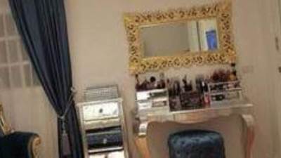 بالصور .. غرفة نوم مى عز الدين  "الملكية"