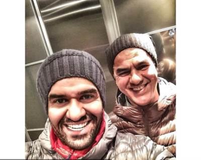 Selfie حسين الجسمي مع شقيقه