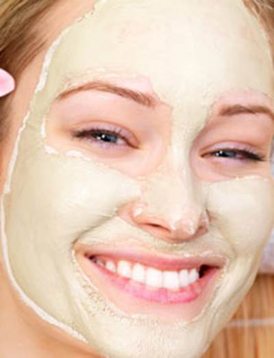 ماسكات طبيعية لنضارة البشرة