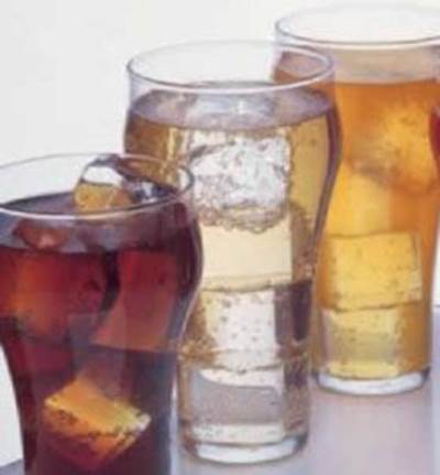 دراسة تحذر من تناول المشروبات الغازية بعد الطلاق