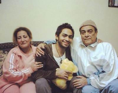 نقل والد تامر حسني إلى المشفى في حالة صحية حرجة