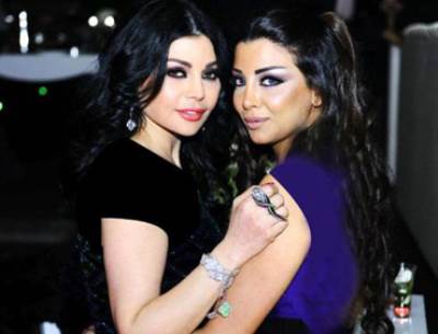 هيفاء وهبي تسجن شقيقتها رولا يموت