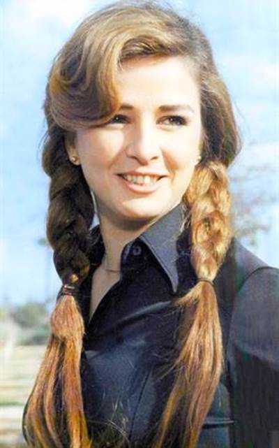 بعد إصابتها بمرض نادر .. نجلاء فتحي تطالب الجمهور بالدعاء لها