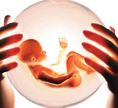 فحص الأجنة .. كيف يكون الطريق لطفل سليم؟