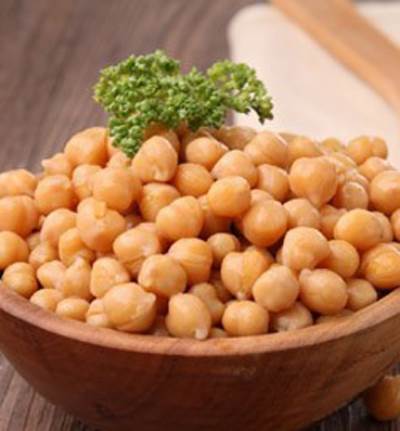 "الحمص" يمنحك 9 فيتامينات ضرورية .. تعرفي عليها