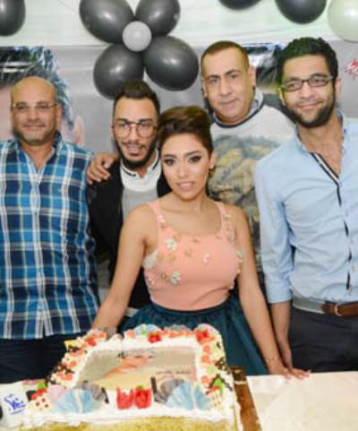 بالصور .. زيزى عادل تحتفل بالبومها الجديد "انا انثى"