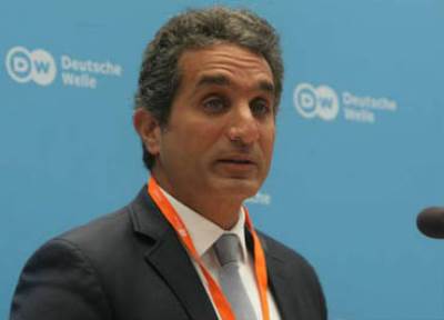 ماذا قال باسم يوسف تضامناَ مع أبوتريكة؟