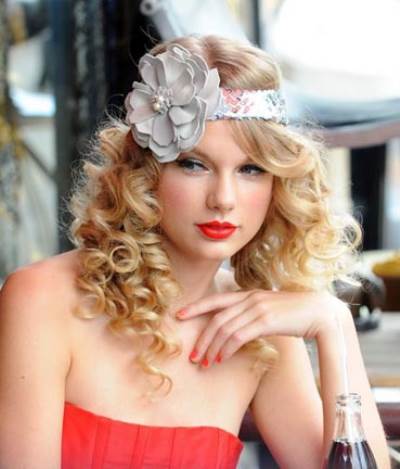 تايلور سويفت تحصد لقب المرأة الأكثر إثارة