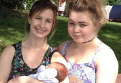 "كورى" جدة بريطانية عمرها 33 عاما تنصح بالإنجاب المبكر