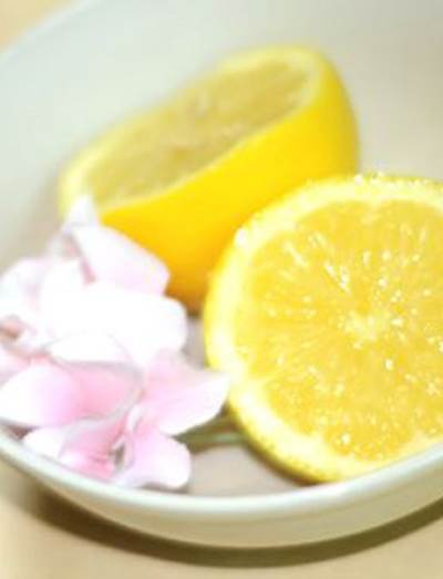  4 وصفات مذهلة للتخلص من إسمرار الركبة