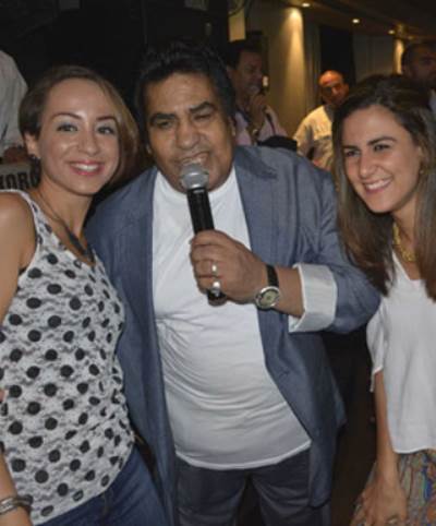 بالصور .. "احمد عدوية" يشعل"خيمة رمضانا"