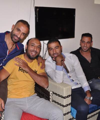 نجوم الريضة والطرب فى افتتاح كافية steak out garden