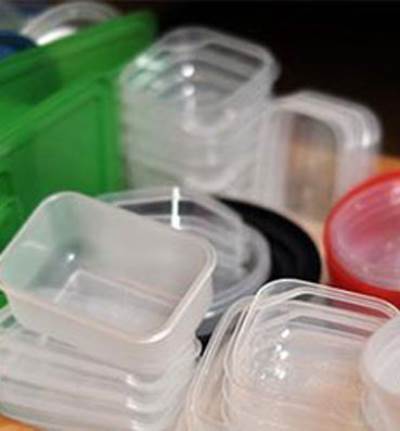 الأواني البلاستيكية تسبب السمنة