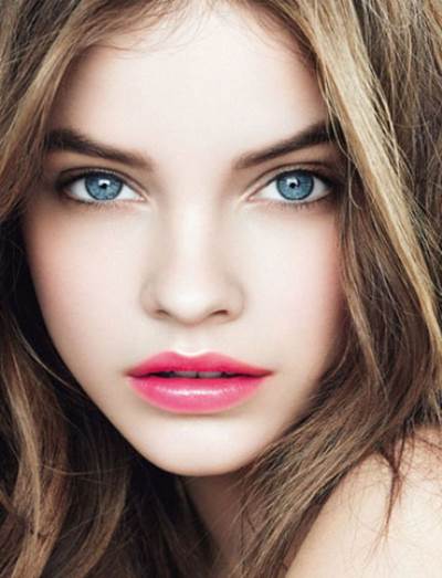 بهذه الطرق أن تضرين شفتيك ضررا بالغا