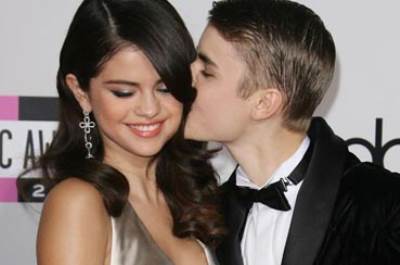 بعد الخلافات جاستبن بيبر يعود لـ سيلين جوميز