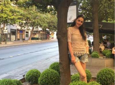 بالصور .. غادة عبد الرازق تقضي إجازتها بإيطاليا مع أحفادها