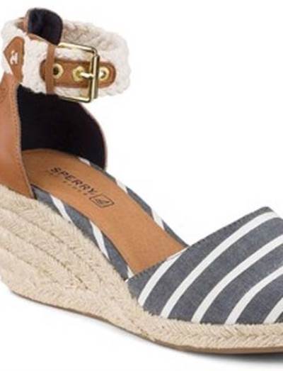 بالصور .. أرقى الصنادل القطنية والمصنوعة من القماش