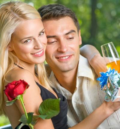 عودة موضة خاتم الحب كأفضل هدية لمرحلة ما قبل الخطوبة