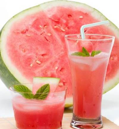 سموثي البطيخ الأحمر والأصفر