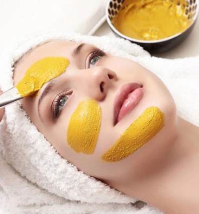 ماسك الكركم لتفتيح البشرة