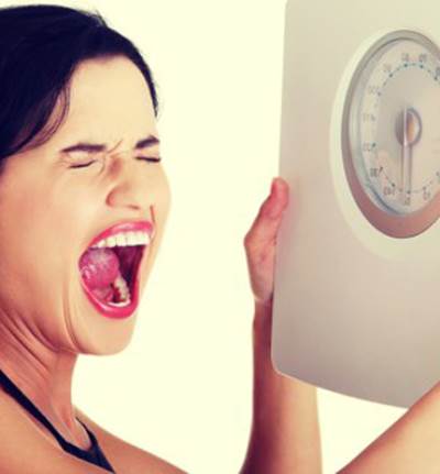 لماذا يزداد وزنك بعد الزواج؟