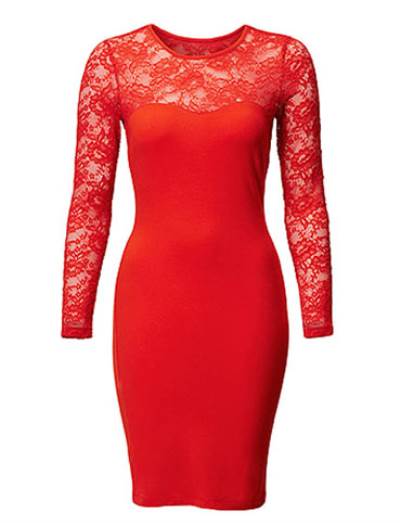 بالصور .. 5 أزياء تجذبين بها الرجل .. تعرفى عليها!