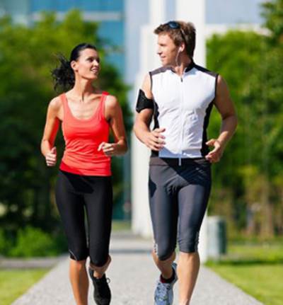 لطول العمر: إستبدل ساعة جلوس مع المشي