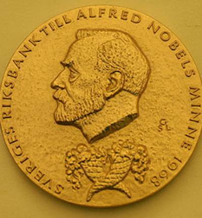  7 مرشحين لنيل "نوبل للسلام"