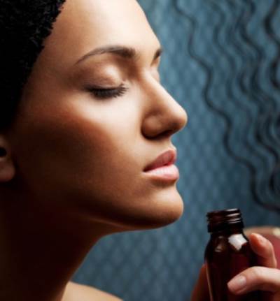  روائح رائعة تحسن مزاجك على الفور