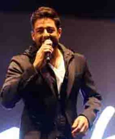 تكريم حماقى فى الحديقة الصينية