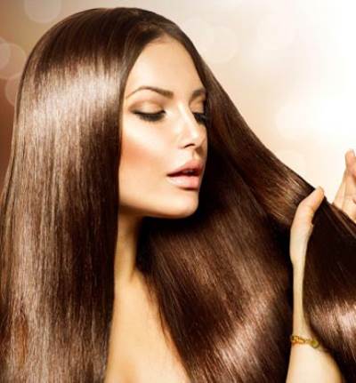 4 طرق تساعدك بها بذور الحلبة لمنع تساقط الشعر والتخلص من القشرة