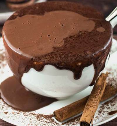  مشروب الشيكولاتة الساخنة بزبدة الفول السوداني